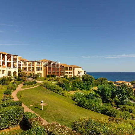 2 Pièces En Rez-de-jardin Avec Vue Mer, Piscine Et Parking à Saint-raphaël - Fr-1-504-567 *